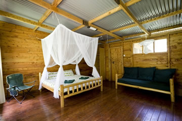 budongo-eco-lodge-bedroom